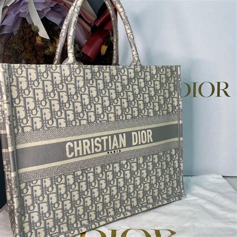 dior book tote gray dior oblique embroidery|Large Dior Book Tote Ecru and Gray Dior Oblique Embroidery .